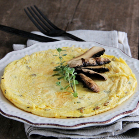 Omelete rica em proteínas com cogumelos SG